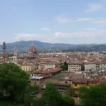 Santa Croce cozy apartment